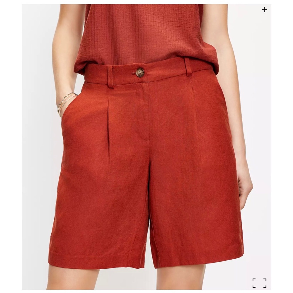 LOFT Bermuda Shorts In Linen Blend